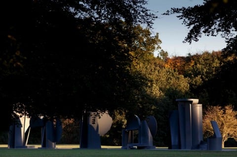 Anthony Caro, Promenade, 1996. Foto di Jonty Wilde, courtesy Yorskhire Sculpture Park