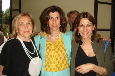 Marilena Bonomo con le due figlie Valentina e Alessandra