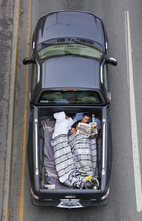 Alejandro Cartagena, Car Poolers no 38