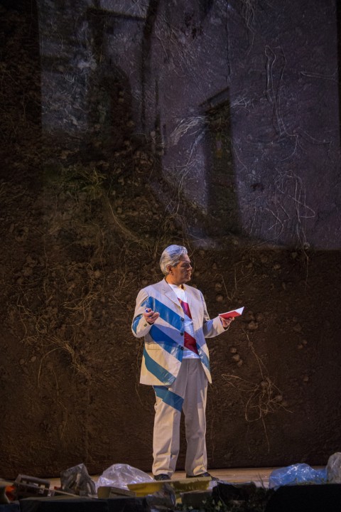 Andrea Molino, Qui non c'è perché, 2014 - Teatro Comunale di Bologna - photo © Rocco Casaluci