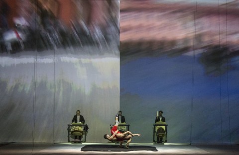 Andrea Molino, Qui non c'è perché, 2014 - Teatro Comunale di Bologna - photo © Rocco Casaluci