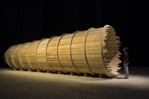 Cildo Meireles, Entrevendo, 1970/1994 - veduta dell'allestimento presso la Fondazione HangarBicocca, Milano 2014 - Photo Agostino Osio - Courtesy Fondazione HangarBicocca, Milan; Cildo Meireles