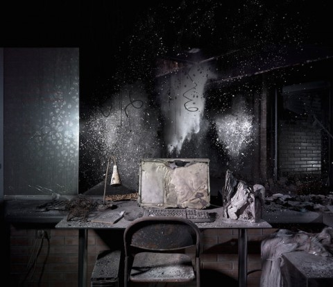 Raffaela Mariniello, Still in life 2014 fotografia a colori (cprint) su light box cm.150x160
