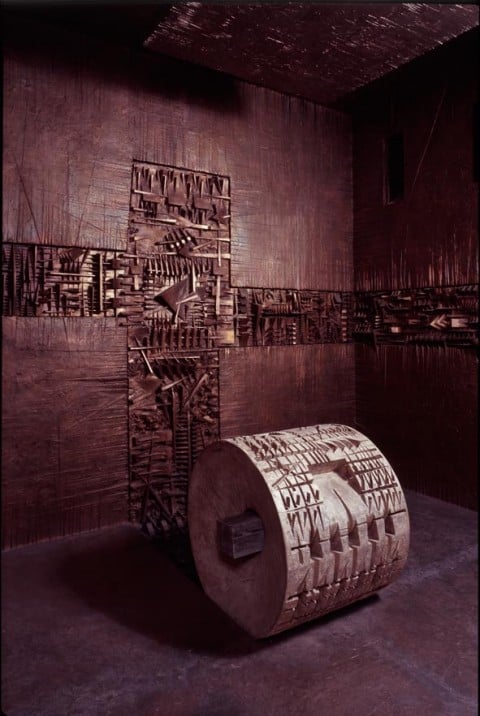 Arnaldo Pomodoro, Ingresso nel labirinto, 1995-2011 - photo Vaclav Sedy