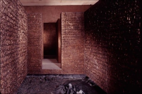 Arnaldo Pomodoro, Ingresso nel labirinto, 1995-2011 - photo Vaclav Sedy