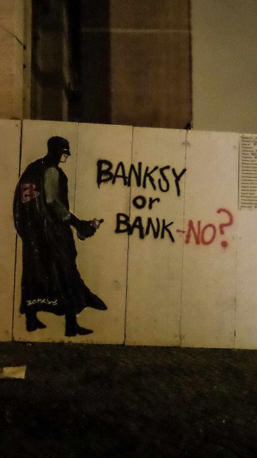 Mauro Pallotta in versione Banksy, a Roma