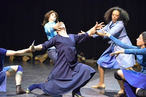 Una coreografia di Pina Bausch - credit Francesco Carbone