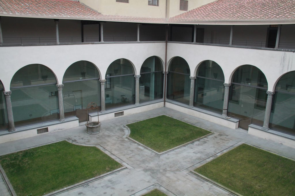 Museo Novecento, Firenze - il chiostro dell'ex Spedale delle Leopoldine