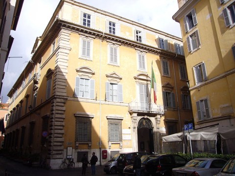 Campo Marzio, Palazzo Firenze - sede della Società Dante Alighieri