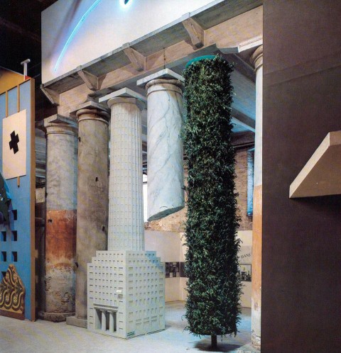 La façade di Hans Hollein per Strada Novissima