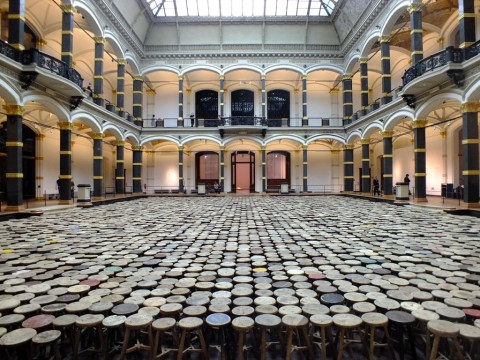 Ai Weiwei - Stools, 2014 . Foto Silvia Neri