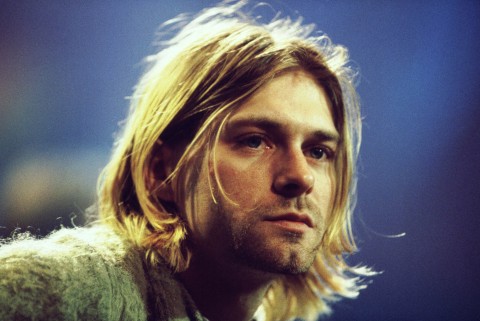 Kurt Cobain durante il famoso MTV Unplugged dei Nirvana - 18 novembre 1993