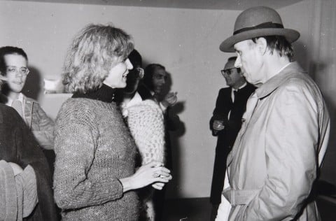 Marilena Bonomo con Joseph Beuys in visita alla galleria a Bari nel 1978