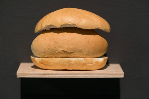 Wilfredo Prieto, Pan con Pan (Bread with Bread), 2011. Photo Bartosz Górka