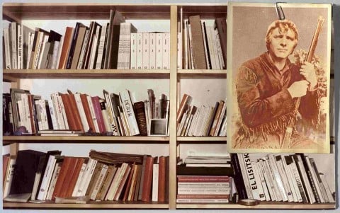 Franco Guerzoni, Avventura a guardia della libreria, 1978, cartolina e foto originale cm 23x37, collaborazione fotografica con Luigi Ghirri