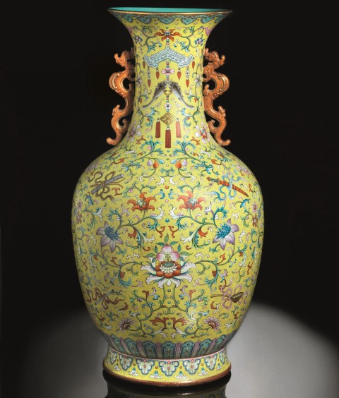 Il vaso cinese della dinastia Qing venduto all’asta Pandolfini a Firenze per 7,5 milioni di euro