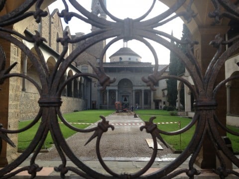 La corte interna della Cappella dei Pazzi di Firenze