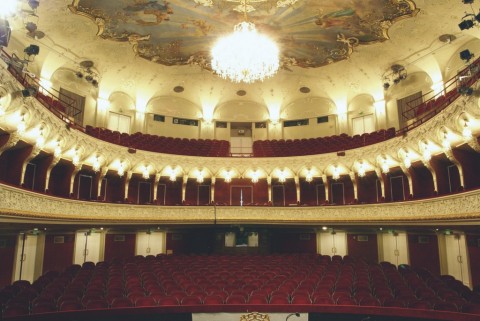 Salzburg State Theatre-Auditorium - © Karl Forster