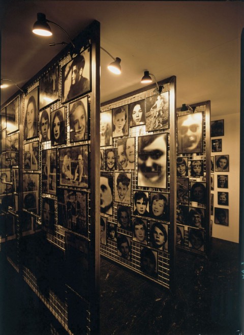 Christian Boltanski, Les Archives, 1987 - Installazione per documenta 8, Kassel 1987 - Toronto, Collezione Ydessa Hendeles Art Foundation - Courtesy l’artista e Marian Goodman Gallery, Paris _ New York