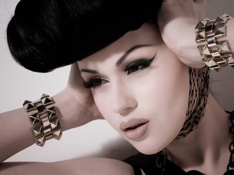 Viktoria Modesta