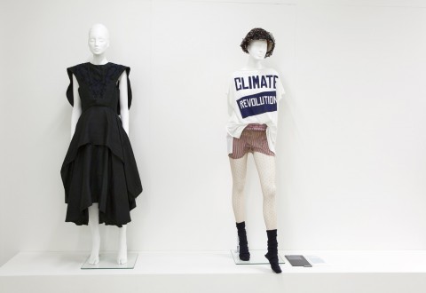Women Fashion Power - veduta della mostra presso il Design Museum, Londra 2014