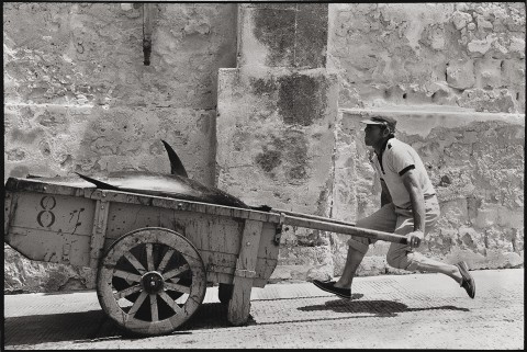 Leonard Freed. Sicilia, 1975 - © Leonard Freed - Magnum (Brigitte Freed)