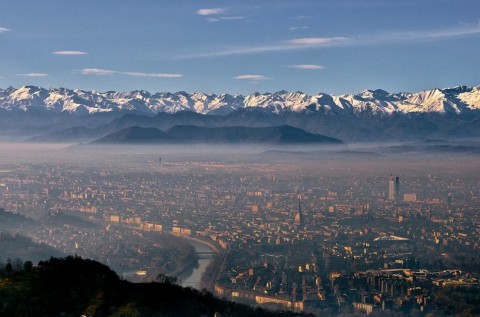 Skyline di Torino con i due nuovi grattacieli