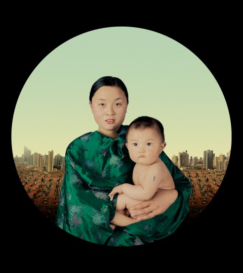 Gao Yuan, The year of  the pig, 12 Moons, 110x112 cm, fotografia digitale su tela, 2009