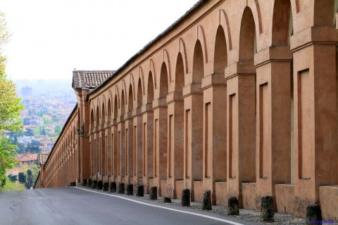 Bologna, portico di San Luca