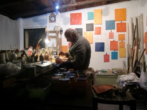 Luigi Boille nel suo studio, nel 2012