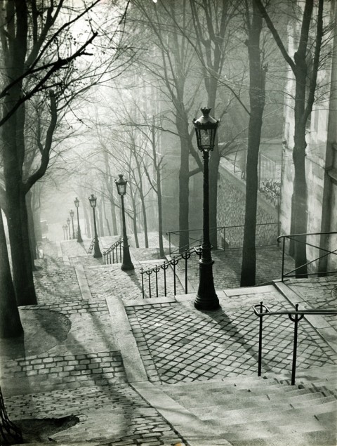 Montmartre, 1932 © Estate Brassaï