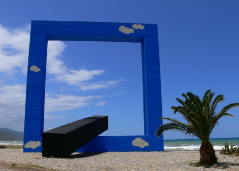 Tano Festa, Monumento per un poeta morto (finestra sul mare), 1989, Fiumara d'Arte