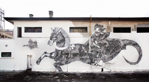 Un murale di 2501 al Leoncavallo