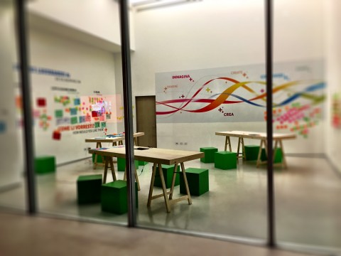 La libreria del Maxxi con l'allestimento attuale