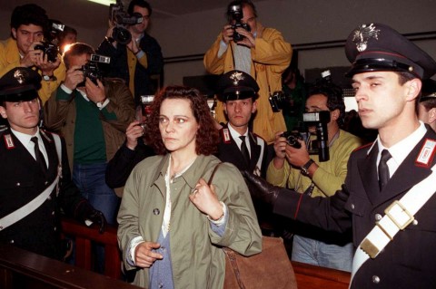 Laura Antonelli in tribunale nel 1991