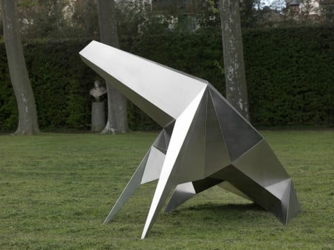 Lynn Chadwick, Beast Alerted I, 1990 – acciaio inox saldato, 228.5 x 183 x 324.5 cm