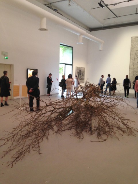 Robert Smithson, Dead tree, 1969 - 56. Biennale di Venezia - photo Valentina Grandini
