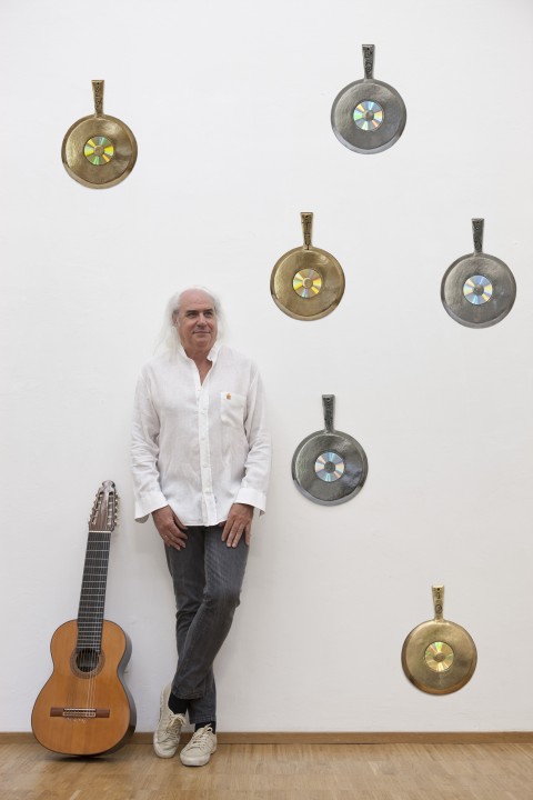 Franco Mussida fra le sue opere