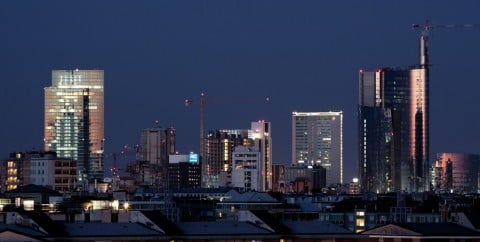 Panorama di Milano in zona Porta Nuova. Occorre chiedere l'autorizzazione a Cesar Pelli, Renzo Piano, Michele De Lucchi ecc. ecc.?