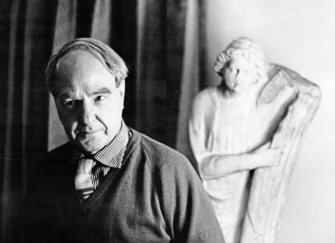 Henry Moore - photo © Mario Dondero