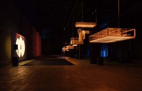 Philippe Parreno - Hypothesis - veduta della mostra presso HangarBicocca, Milano 2015 - Courtesy of the Artist; Pilar Corrias Gallery; Gladstone Gallery; Esther Schipper; Fondazione HangarBicocca, Milano - photo © Andrea Rossetti