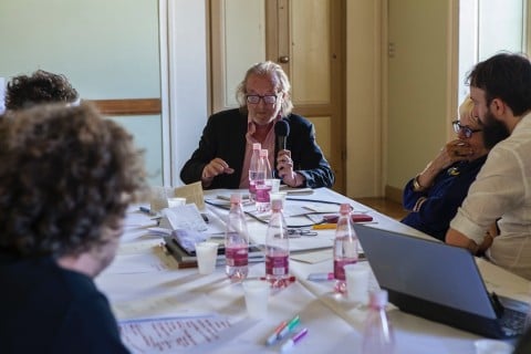 Pier Luigi Tazzi, Tavolo Le istituzioni saranno spazi di discussione e di pensiero, Monash University, Foto di Serena Gallorini