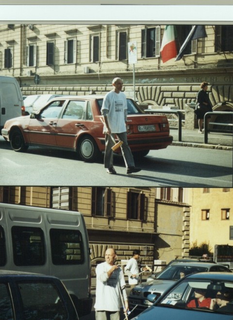 Pino Boresta, Lavavetri Not Profit, Roma 2001 - documentazione della performance