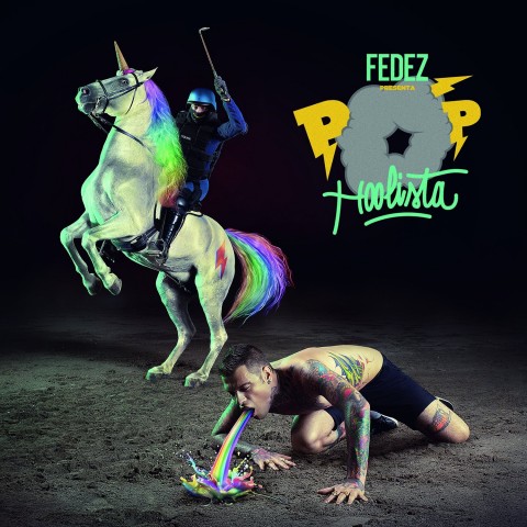 La copertina di Fedez al centro delle polemiche