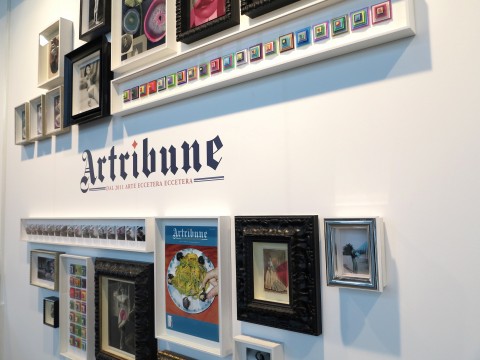 Lo stand Artribune ad ARTISISMA 2015, disegnato da Alfred Drago Rens 2