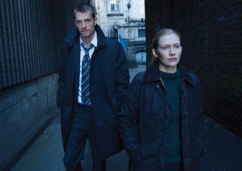 I detective Sarah Linden e Stephen Holder nella serie tv The Killing