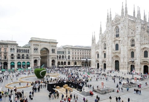 La Mela in Piazza Duomo