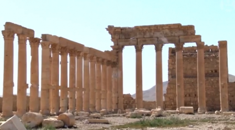 Palmira liberata dall'Isis (immagine da video The Guardian) 