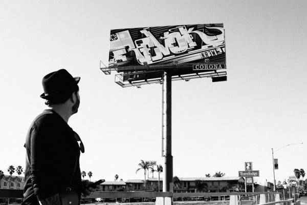 Revok, graffiti su billboard, Los Angeles