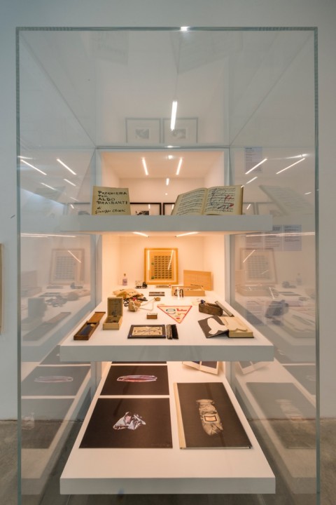 L'Inarchiviabile - veduta della mostra presso FM Centro per l'arte contemporanea, Milano 2016 - photo Paolo Emilio Sfriso